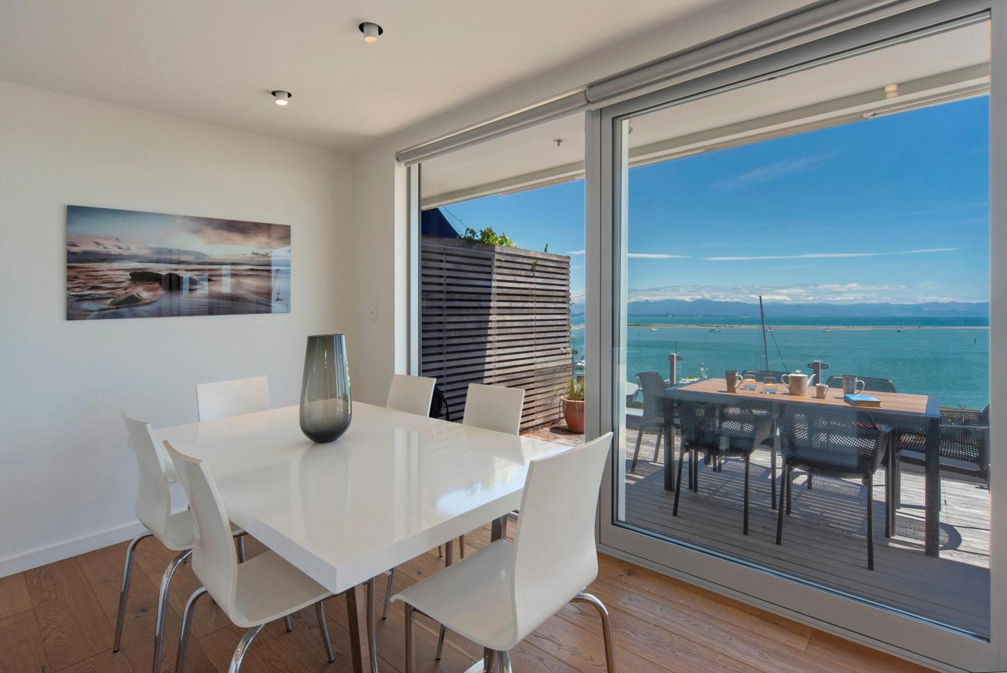 Penthouse 37 - Nelson Waterfront Apartment Екстериор снимка