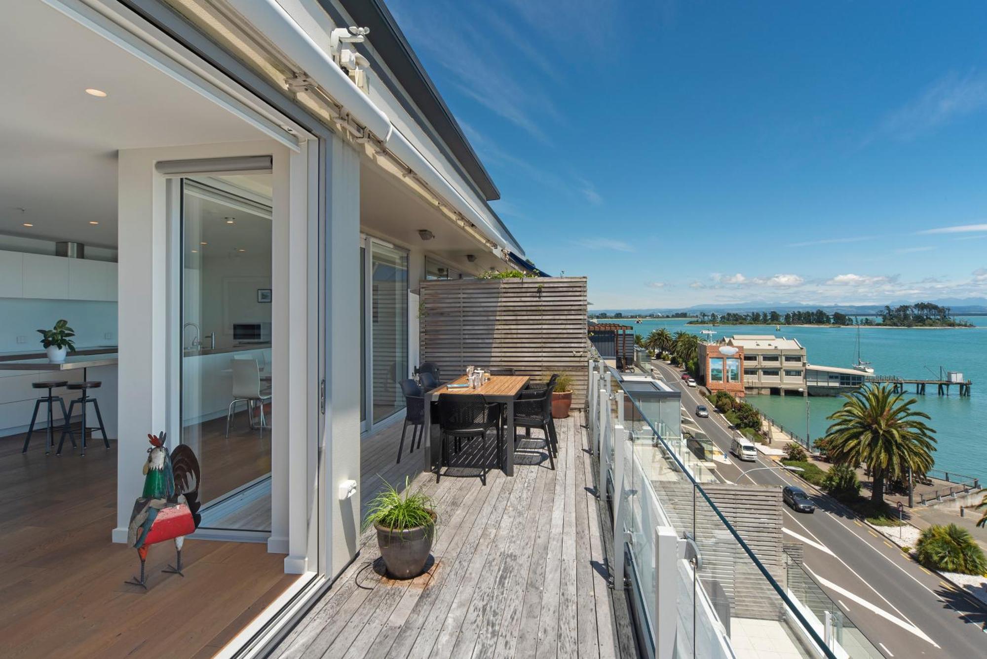 Penthouse 37 - Nelson Waterfront Apartment Екстериор снимка