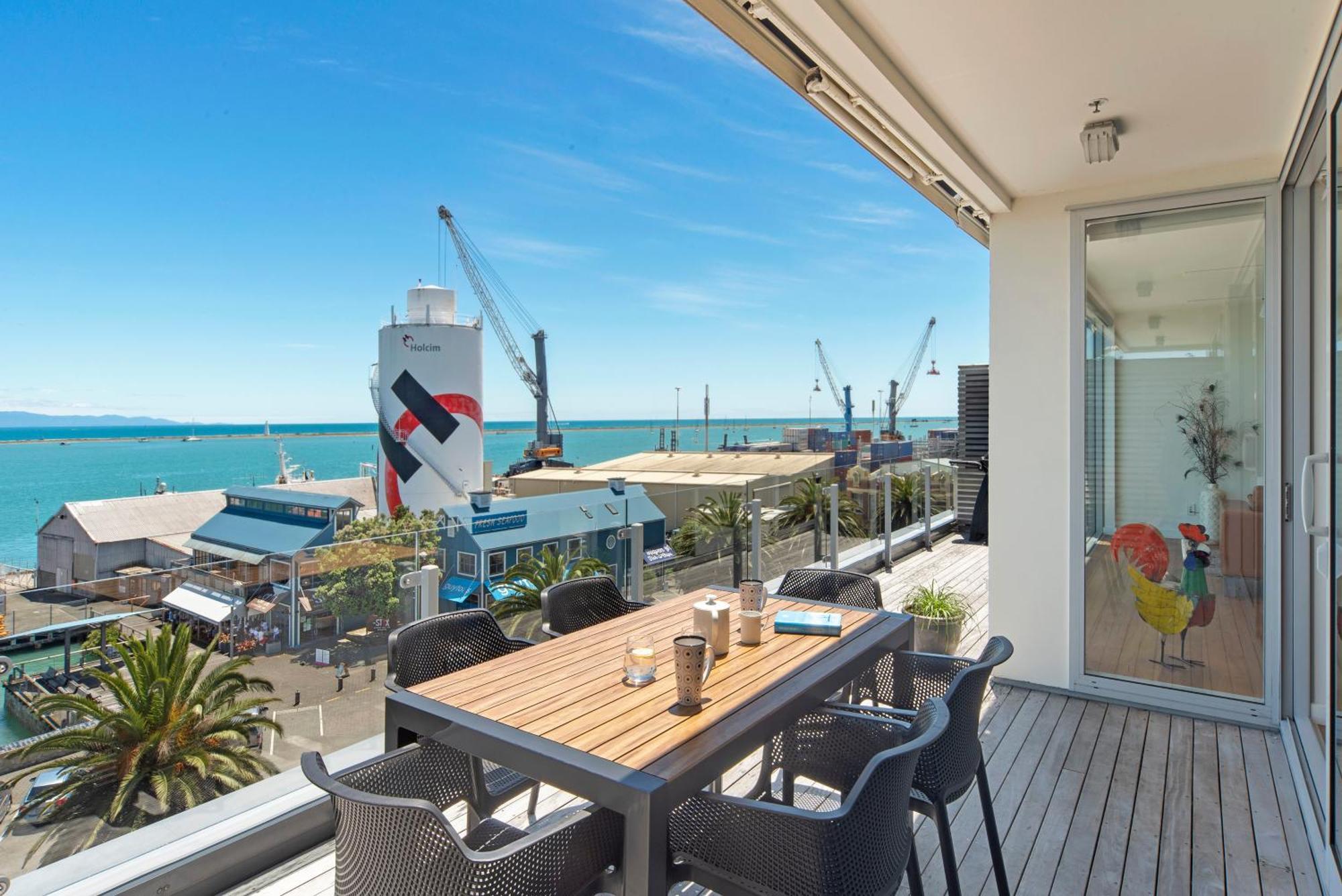 Penthouse 37 - Nelson Waterfront Apartment Екстериор снимка